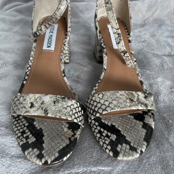 Steve Madden Heel Sandals - Picture 3 of 5